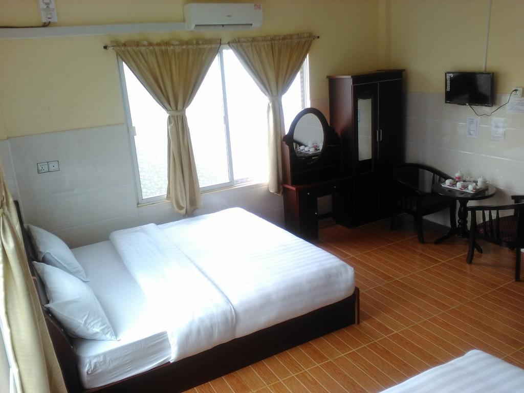 Hotel 99 Pyin Oo Lwin Eksteriør bilde