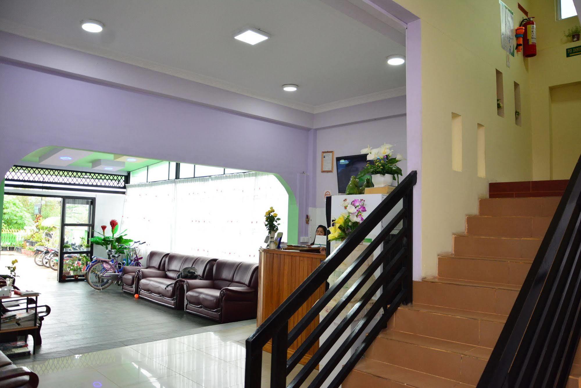 Hotel 99 Pyin Oo Lwin Eksteriør bilde