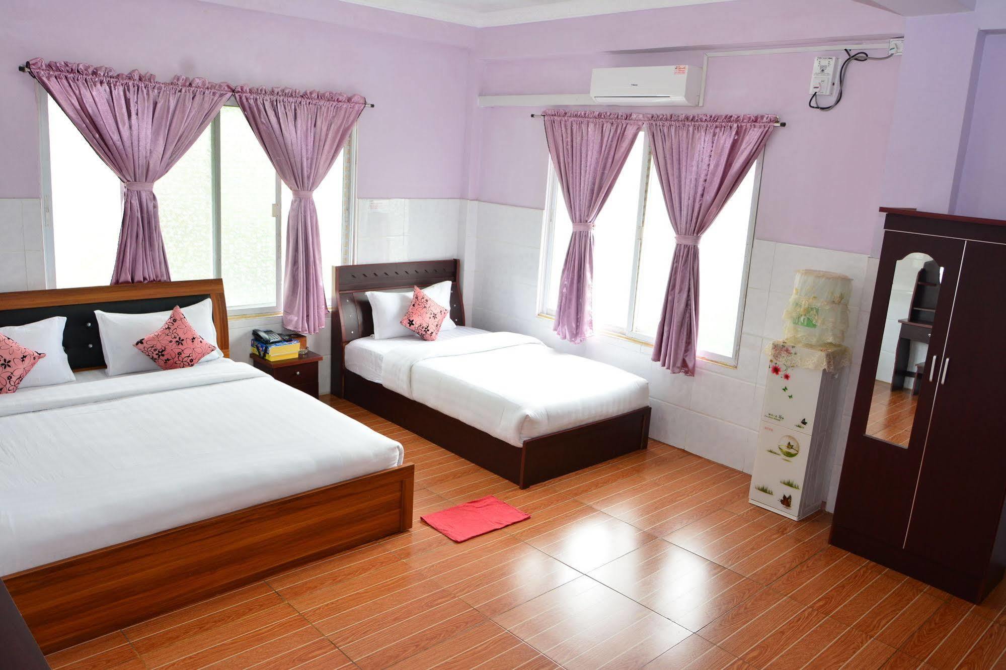 Hotel 99 Pyin Oo Lwin Eksteriør bilde