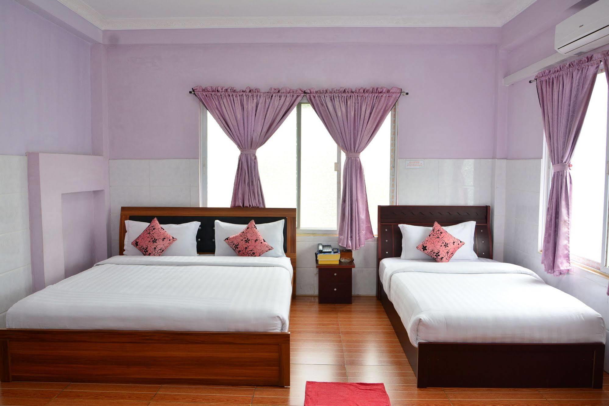 Hotel 99 Pyin Oo Lwin Eksteriør bilde