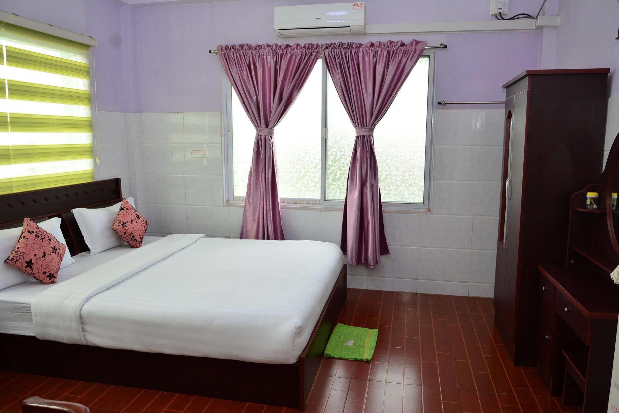 Hotel 99 Pyin Oo Lwin Eksteriør bilde
