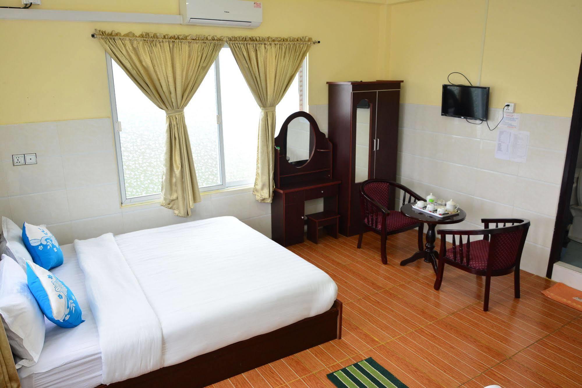 Hotel 99 Pyin Oo Lwin Eksteriør bilde